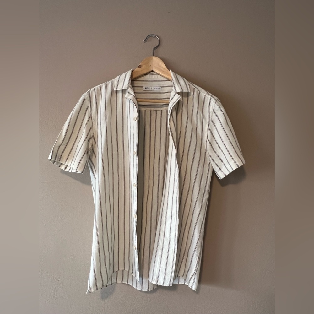 Zara Men's Casual Cream and Black Linen Striped Shirt